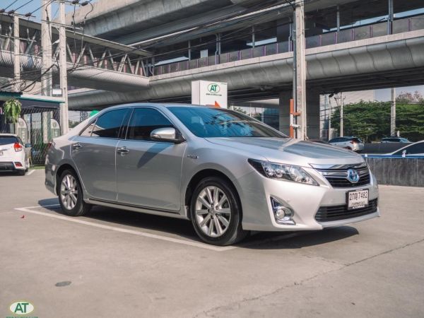 Toyota Camry 2.5 Hybrid MP3 ปี2013 เกียร์ AT ราคา 599,000-.